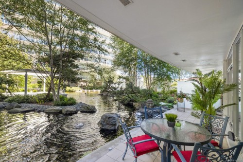 119-68 Songhees Rd, Victoria, BC - Outdoor With Deck Patio Veranda