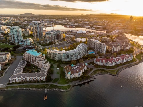 119-68 Songhees Rd, Victoria, BC - Outdoor With View