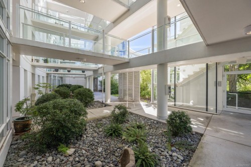 119-68 Songhees Rd, Victoria, BC -  Photo Showing Other Room