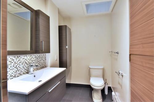 Salle de bains - 4840 Av. Harvard, Montréal (Côte-Des-Neiges/Notre-Dame-De-Grâce), QC - Indoor Photo Showing Bathroom