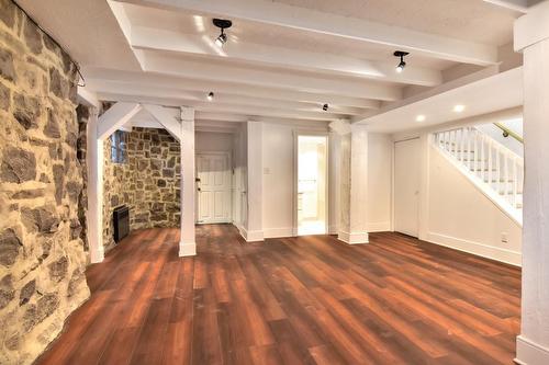 Salle familiale - 4840 Av. Harvard, Montréal (Côte-Des-Neiges/Notre-Dame-De-Grâce), QC - Indoor Photo Showing Other Room