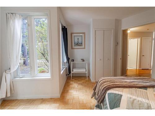 45 Tavener, Picadilly, NB 