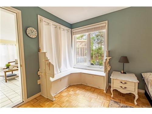 45 Tavener, Picadilly, NB 