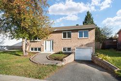 366 Rue Bourget  Vaudreuil-Dorion, QC J7V 6N2