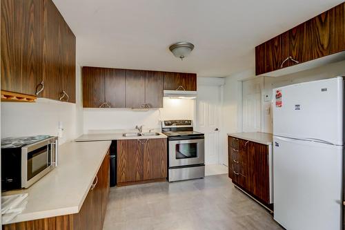 Cuisine - 451 Boul. Bourassa, Saint-Jérôme, QC - Indoor Photo Showing Kitchen With Double Sink