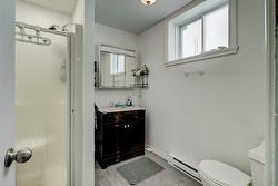 Salle de bains attenante à la CCP - 