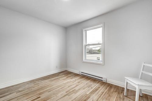 Chambre à coucher - 6-5 Av. Windsor, Montréal (Lachine), QC - Indoor Photo Showing Other Room