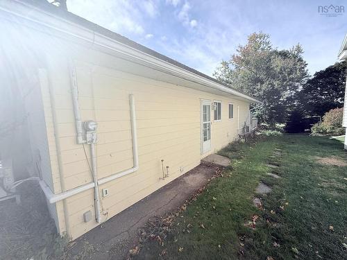 84 Roosevelt Avenue, Truro, NS 