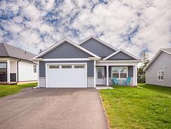 28 Emily Drive  Charlottetown, PE C1C 0S5
