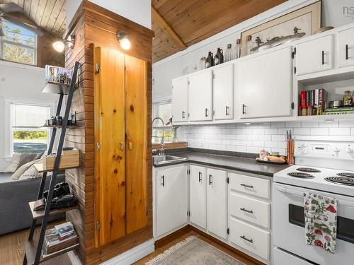 8 Bakery Lane, Enfield, NS 