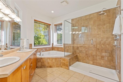 2151 Harrow Gate, Langford, BC 