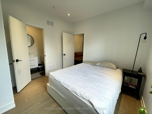 Back-17 Claremont Street, Toronto, ON 