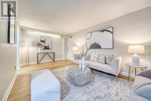 101 - 921 Midland Avenue, Toronto, ON - Indoor