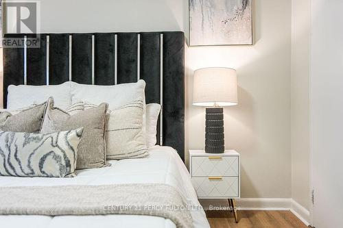 101 - 921 Midland Avenue, Toronto, ON - Indoor