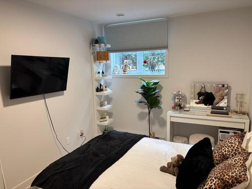Bedroom - 1134 Rue St-Alexandre, Longueuil (Le Vieux-Longueuil), QC - Indoor Photo Showing Bedroom