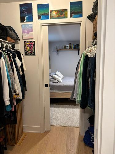 Walk-in closet - 1134 Rue St-Alexandre, Longueuil (Le Vieux-Longueuil), QC - Indoor With Storage