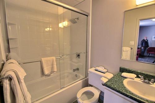 Salle de bains - 951 Route De St-Octave, Cap-Chat, QC - Indoor Photo Showing Bathroom