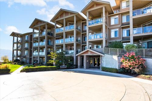 302-3545 Carrington Road  West Kelowna, BC V4T 3A1