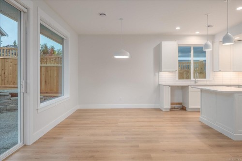 4552 Suncrest Rd, Nanaimo, BC 