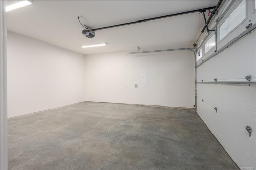 4552 Suncrest Rd, Nanaimo, BC 