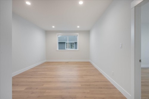 4552 Suncrest Rd, Nanaimo, BC 