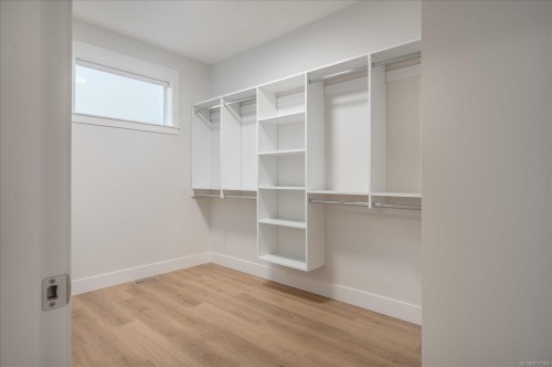 4552 Suncrest Rd, Nanaimo, BC 