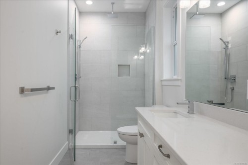 4552 Suncrest Rd, Nanaimo, BC 