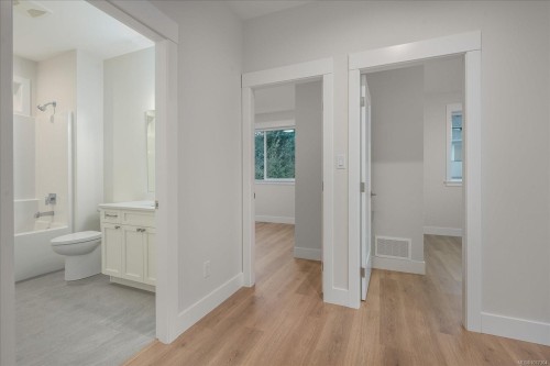 4552 Suncrest Rd, Nanaimo, BC 