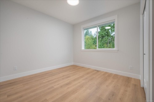 4552 Suncrest Rd, Nanaimo, BC 