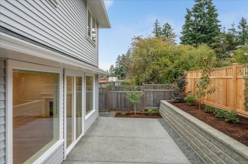 4552 Suncrest Rd, Nanaimo, BC 