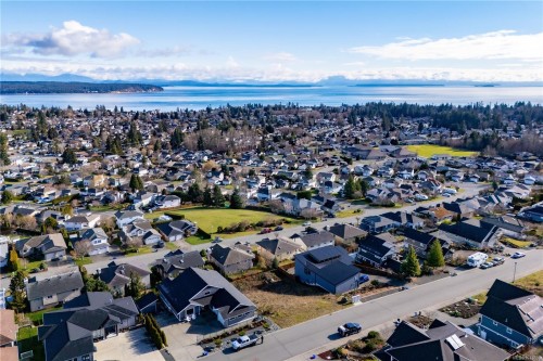 750 Nelson Rd, Campbell River, BC 