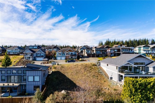 750 Nelson Rd, Campbell River, BC 