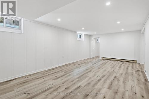 2237 Joyce Street, Burlington, ON - Indoor