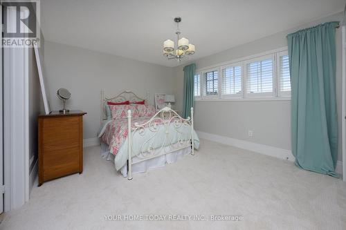 25 View Point Circle, Halton Hills, ON - Indoor Photo Showing Bedroom