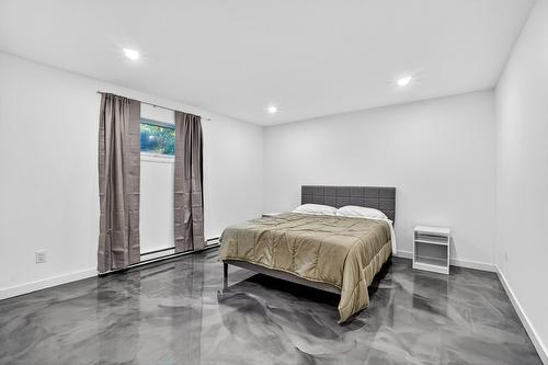 Bedroom - 1596 Av. Phillips, Mascouche, QC - Indoor Photo Showing Bedroom