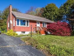 10 Ellenvale Avenue  Dartmouth, NS B2W 2W3