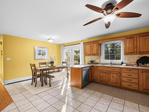 2 Commonwealth Avenue, Charlottetown, PE 