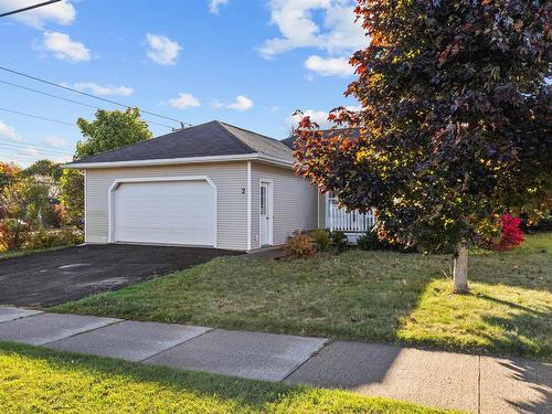 2 Commonwealth Avenue, Charlottetown, PE 