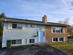 3 Nictaux Drive  Lower Sackville, NS B4C 2C3