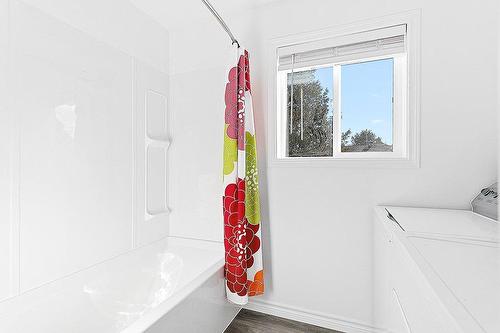 Salle de bains - 34 Rue Centre, Shawville, QC - Indoor