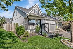 63 FALLINGBROOK CRESCENT  Kawartha Lakes (Lindsay), ON K9V 0B3