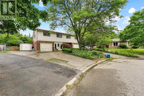 370A CHURCHILL COURT  Waterloo, ON N2L 6B4
