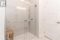 Ensuite - 