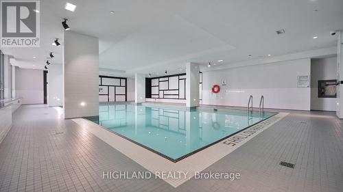 2410 - 510 Curran Place, Mississauga, ON - Indoor Photo Showing Other Room