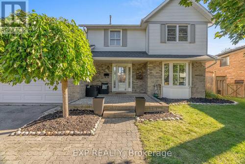 54 Pathfinder Crescent, Kitchener, ON - Outdoor