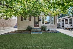 34 HEARTHSIDE PLACE  London East (East I), ON N5V 3N1