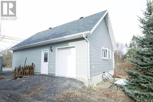 1429 Meadow Drive, Ottawa, ON 