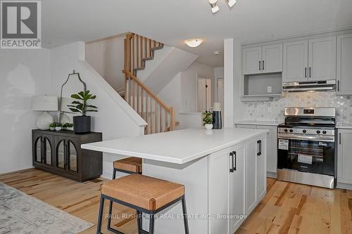 Kitchen - 221 Peacock Drive, Russell, ON - Indoor Photo Showing Kitchen