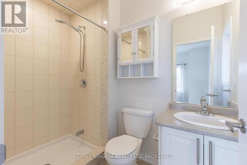 35 - 8317 Mulberry Drive, Niagara Falls (Brown), ON - Indoor Photo Showing Bathroom