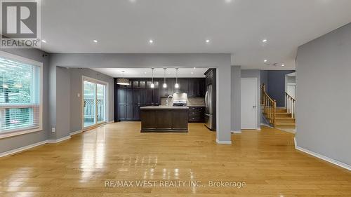 Open Concept Kitchen/Living Room - 7147 Harding Crescent, Mississauga, ON - Indoor